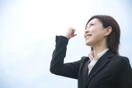事业与家庭做选择的未婚白领